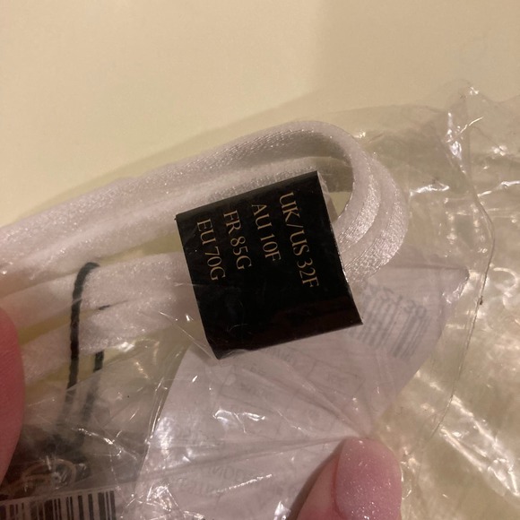 NWT Dita Von Teese Maestra White Lace Underwire Balconette Bra Size 36C - Picture 6 of 14